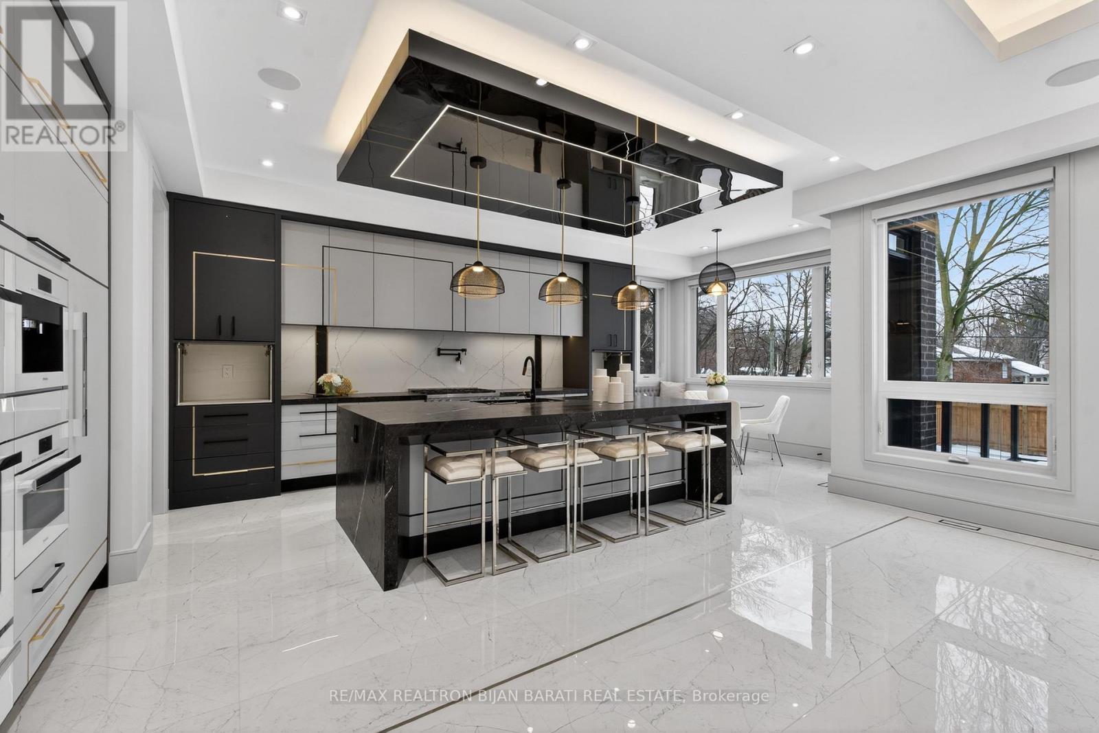 164 Norton Avenue, Toronto, ON - Indoor Photo Showing Kitchen With Upgraded Kitchen