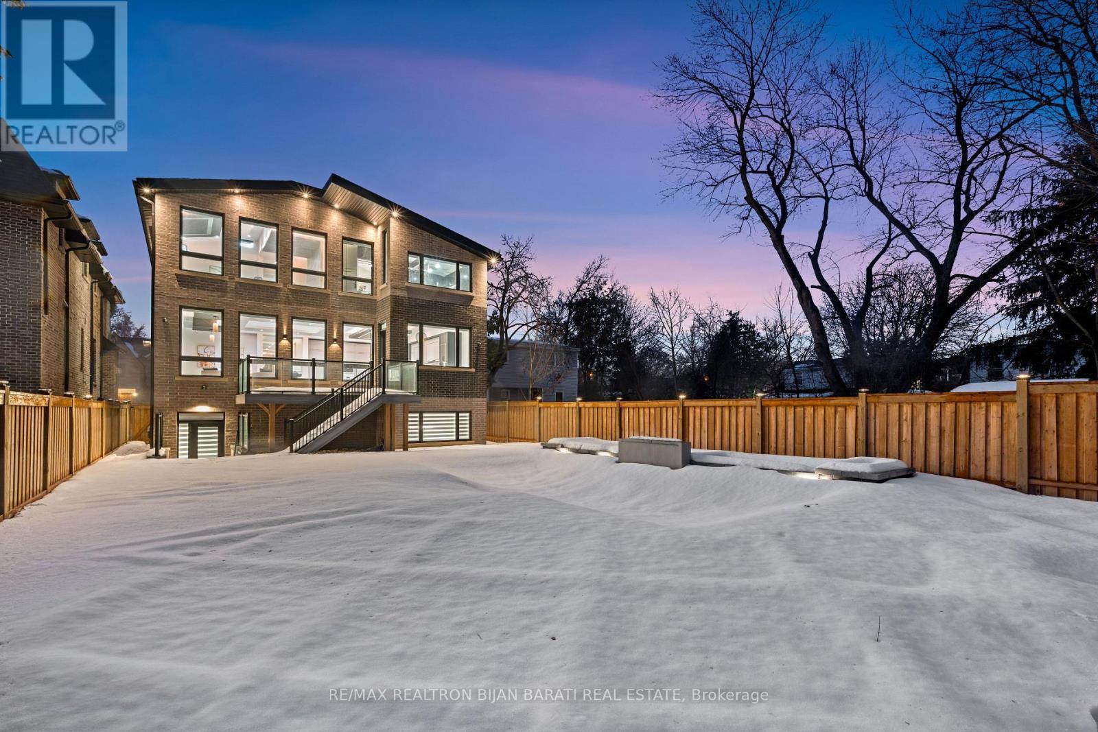 164 Norton Avenue, Toronto, ON - Outdoor