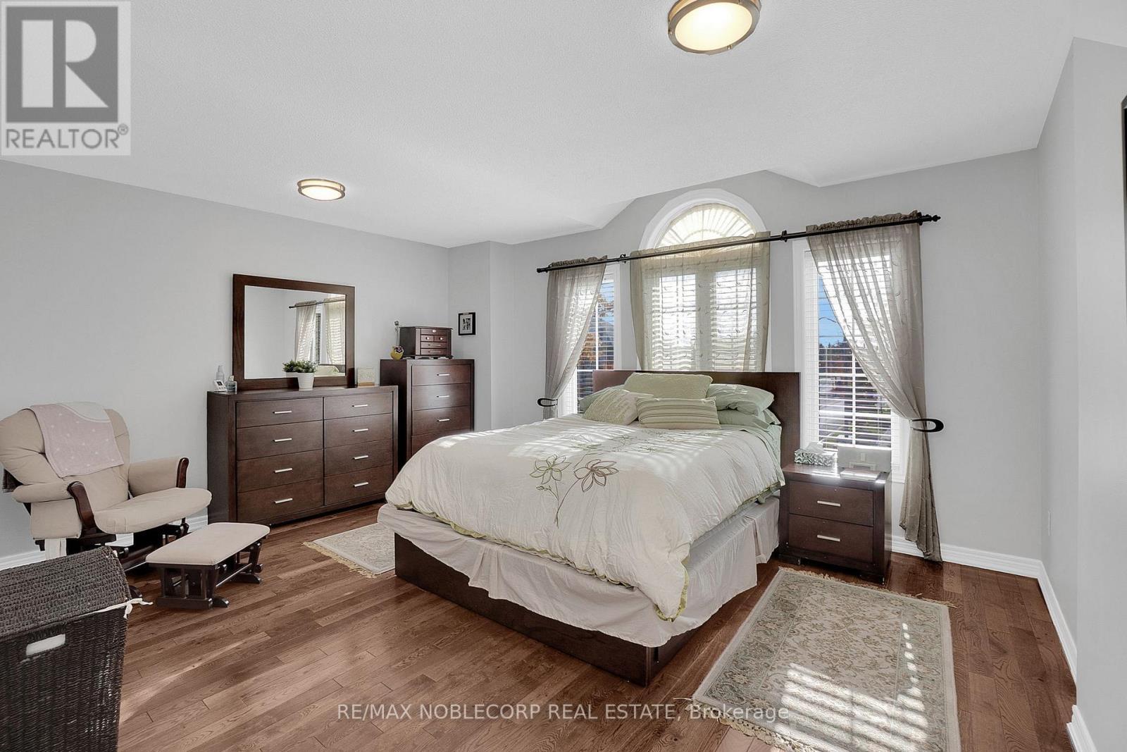 92 Water Garden Lane, Vaughan, ON - Indoor Photo Showing Bedroom