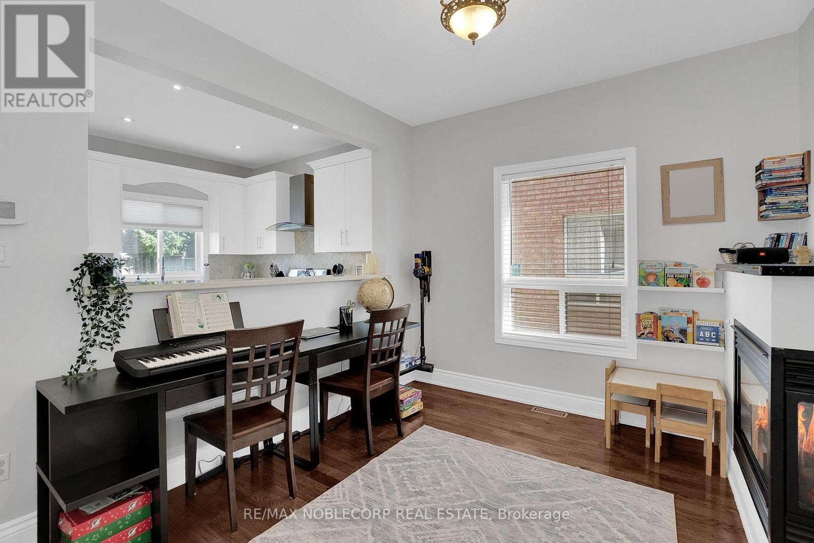 92 Water Garden Lane, Vaughan, ON - Indoor