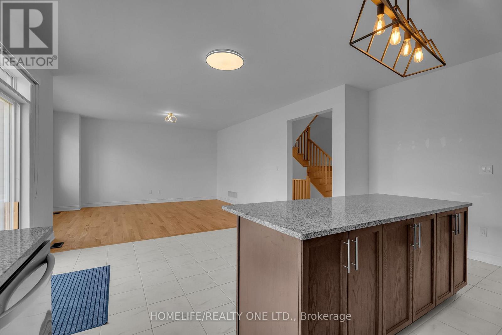 47 Autumn Drive, Wasaga Beach, ON - Indoor