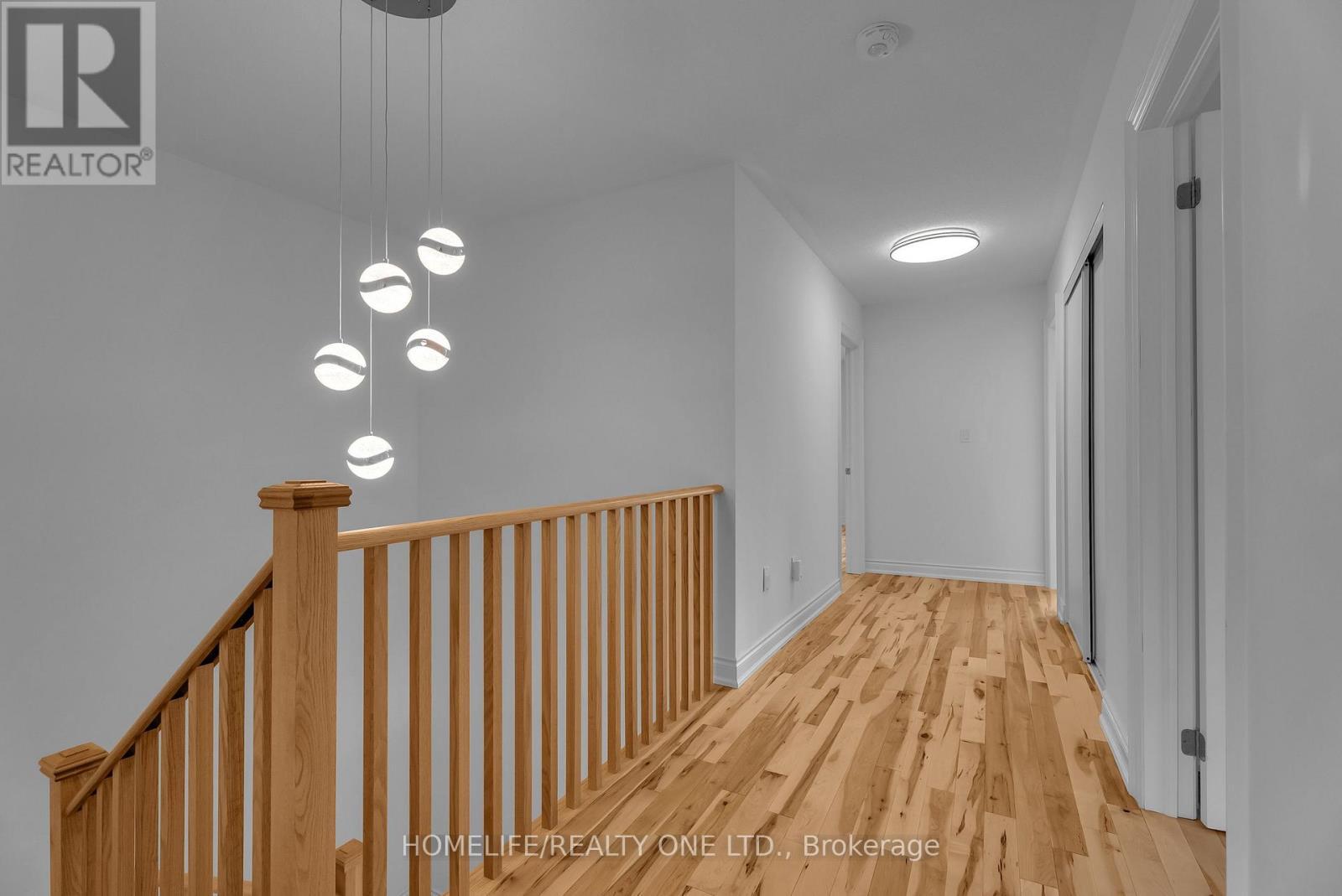 47 Autumn Drive, Wasaga Beach, ON - Indoor Photo Showing Other Room