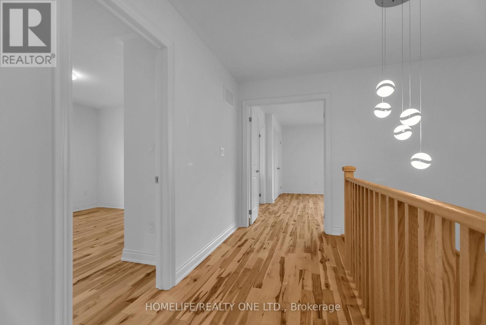 47 Autumn Drive, Wasaga Beach, ON - Indoor Photo Showing Other Room