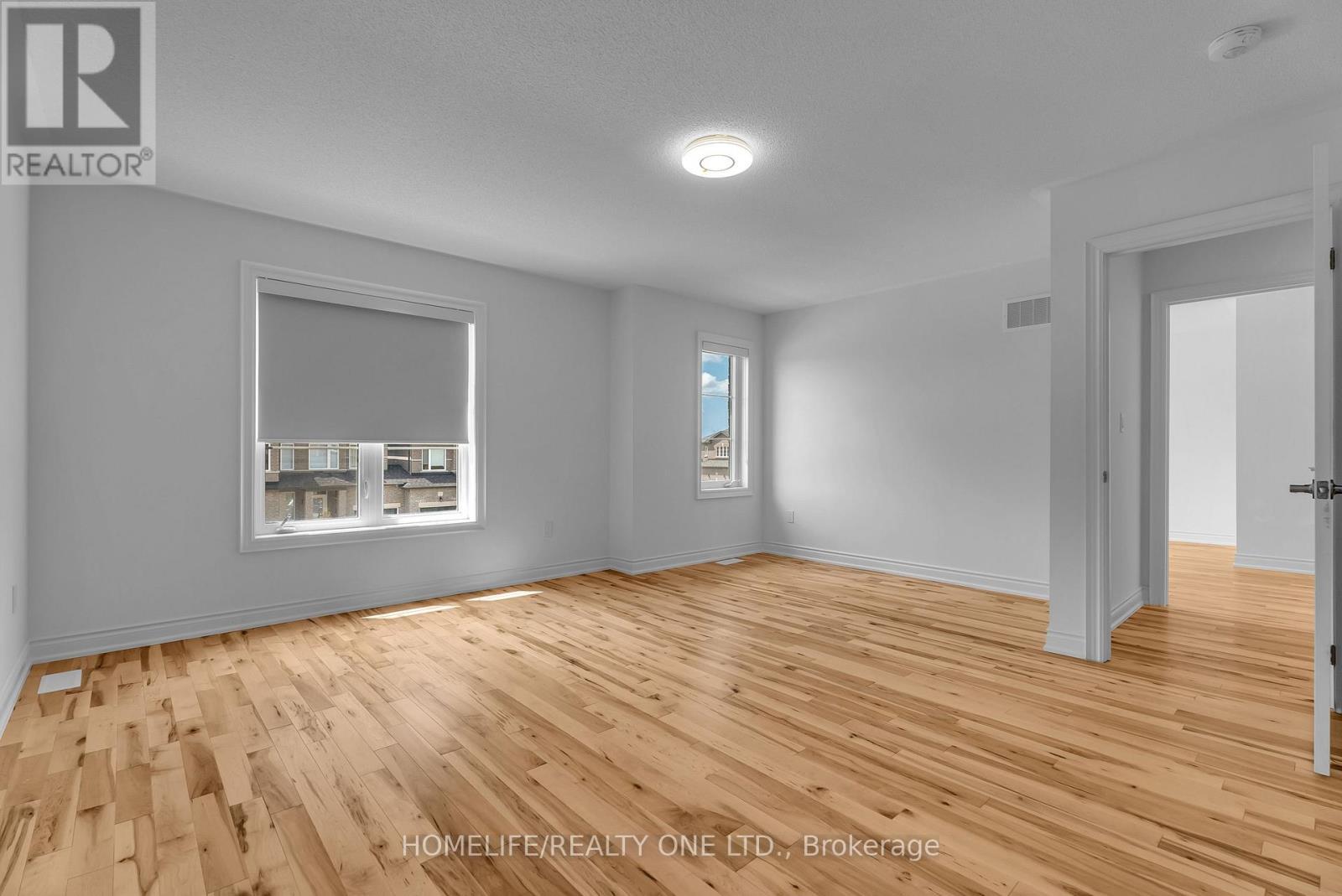 47 Autumn Drive, Wasaga Beach, ON - Indoor Photo Showing Other Room