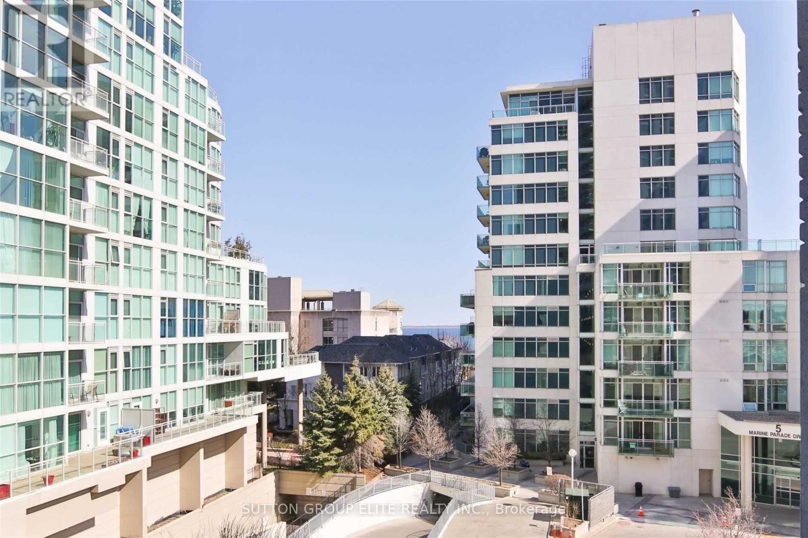 401 - 3 Marine Parade Drive, Toronto, ON - Outdoor With Balcony With Facade