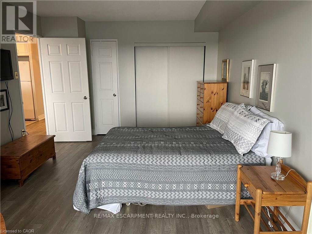 1508 - 2155 Burnhamthorpe Road W, Mississauga, ON - Indoor Photo Showing Bedroom