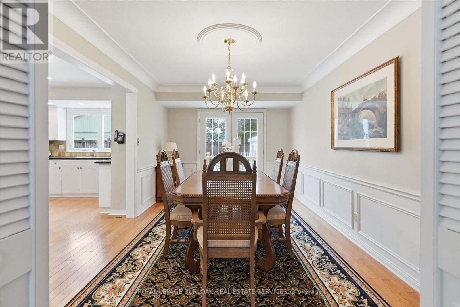 311 Glen Afton Drive, Burlington, ON - Indoor Photo Showing Dining Room