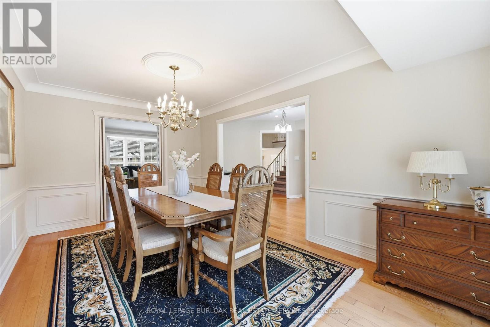 311 Glen Afton Drive, Burlington, ON - Indoor Photo Showing Dining Room