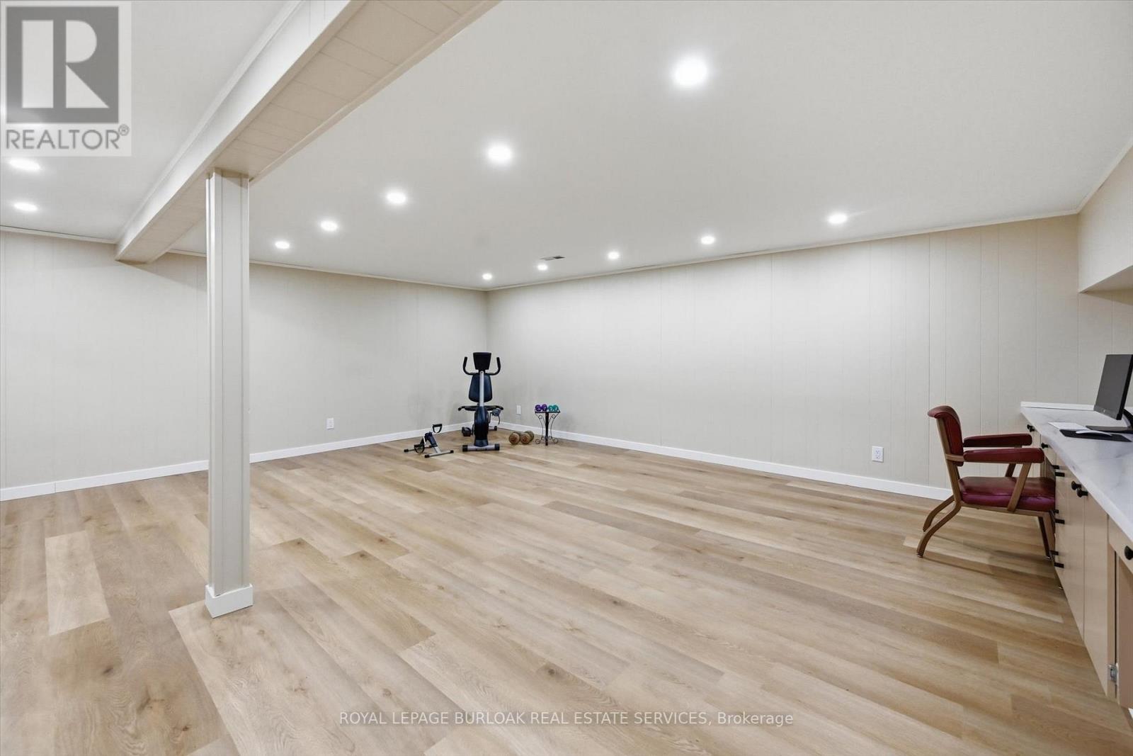 311 Glen Afton Drive, Burlington, ON - Indoor