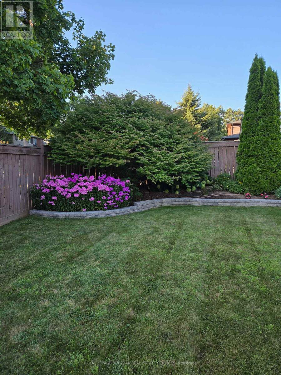 311 Glen Afton Drive, Burlington, ON - Outdoor