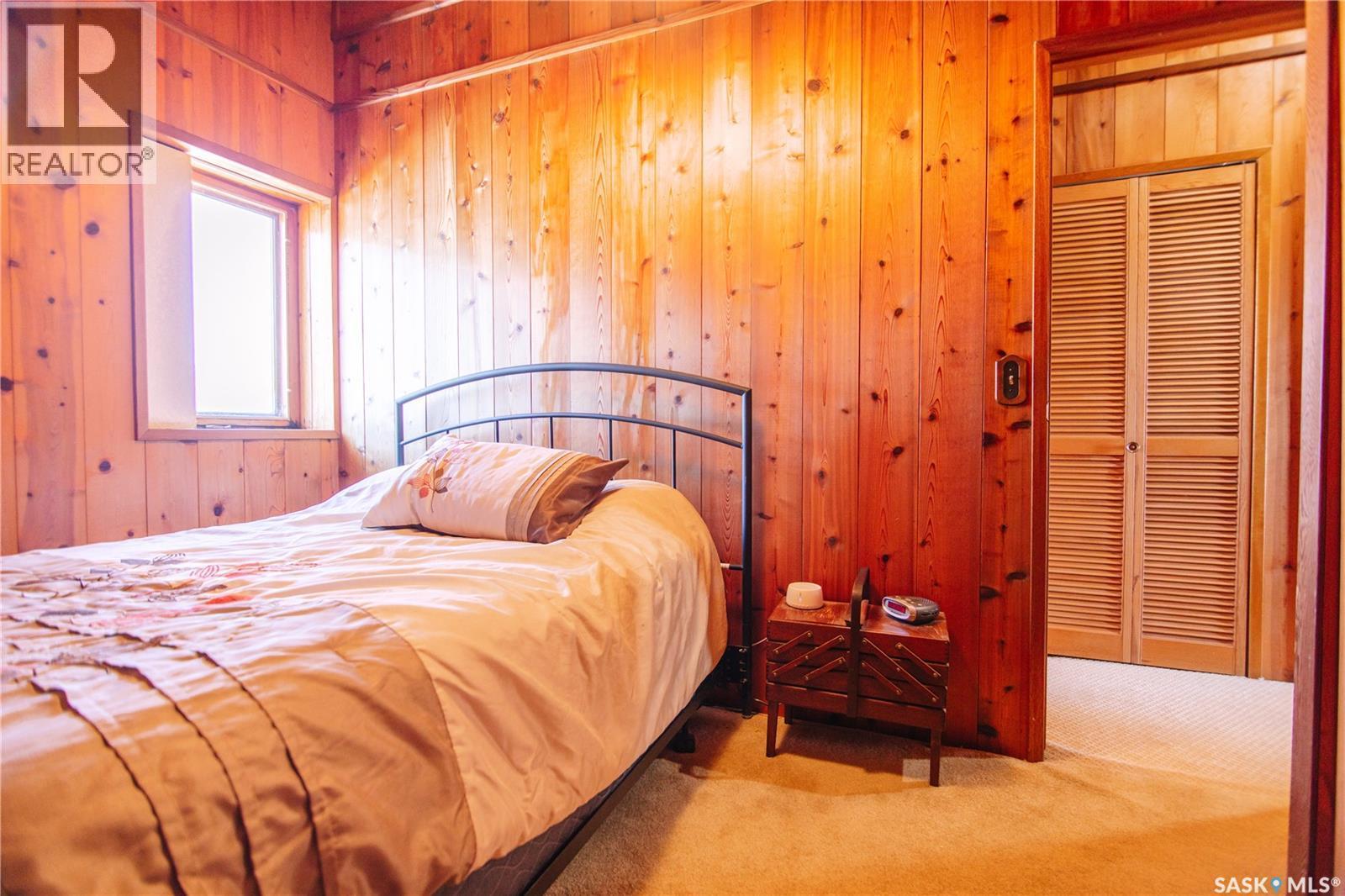 Mccoy Acreage, Dufferin Rm No. 190, SK - Indoor Photo Showing Bedroom