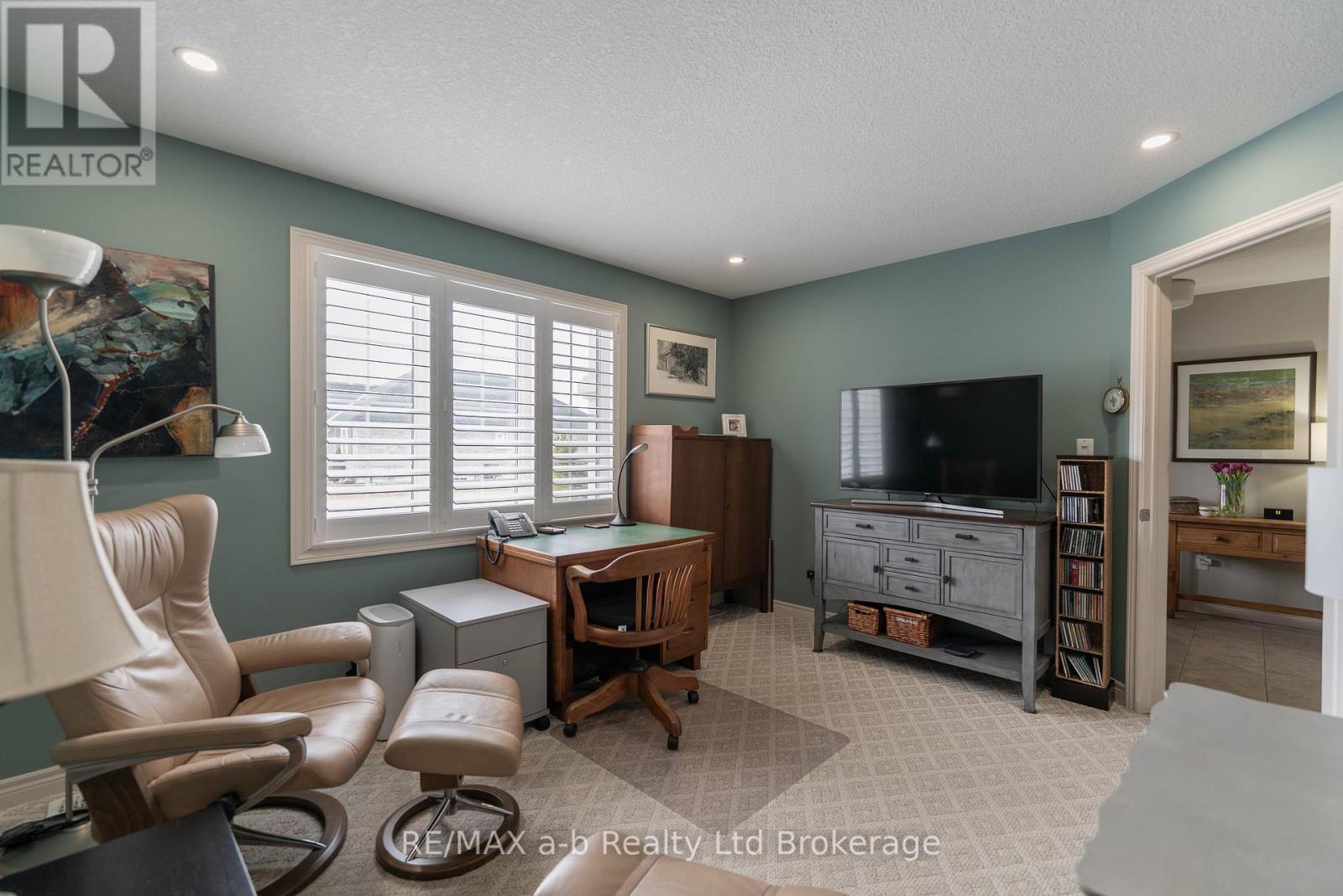 Den - 11 Hollier Drive, Tillsonburg, ON - Indoor