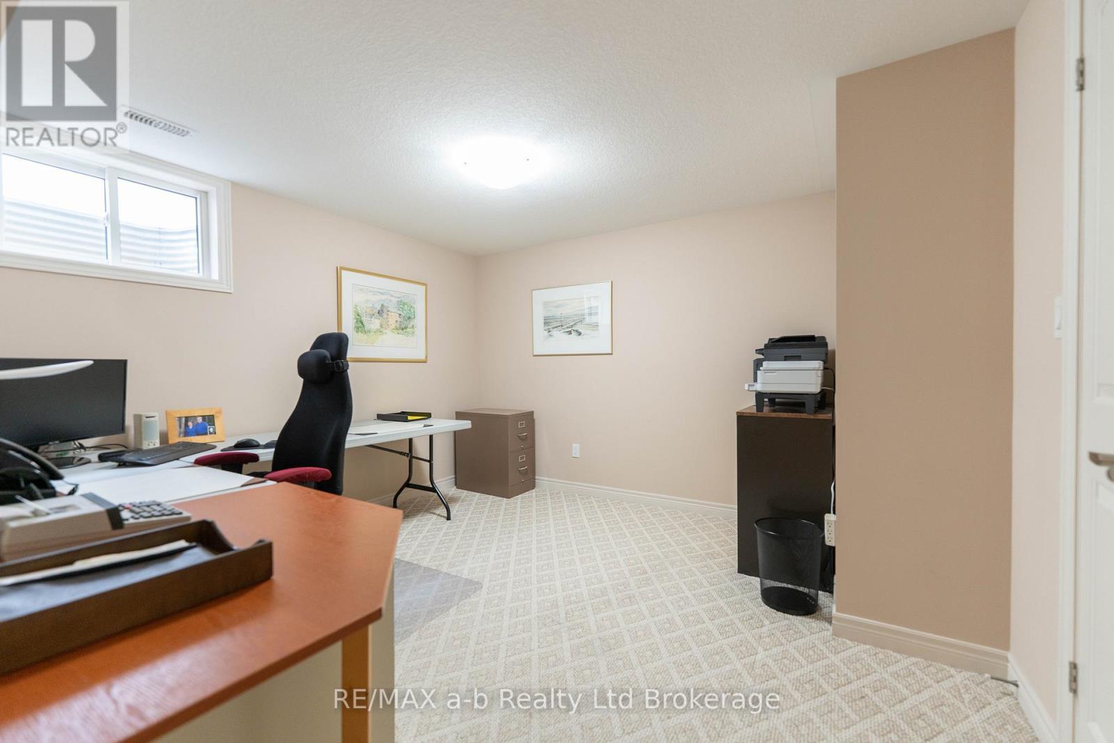 Office - or Bedroom! - 11 Hollier Drive, Tillsonburg, ON - Indoor Photo Showing Office