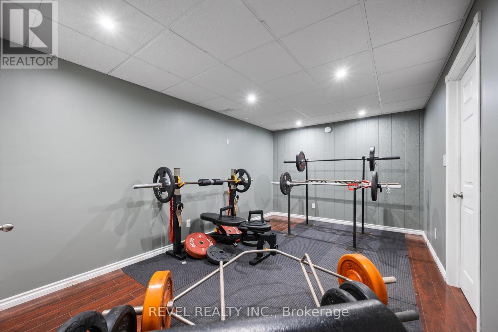895203 Oxford 3, Blandford-Blenheim, ON - Indoor Photo Showing Gym Room