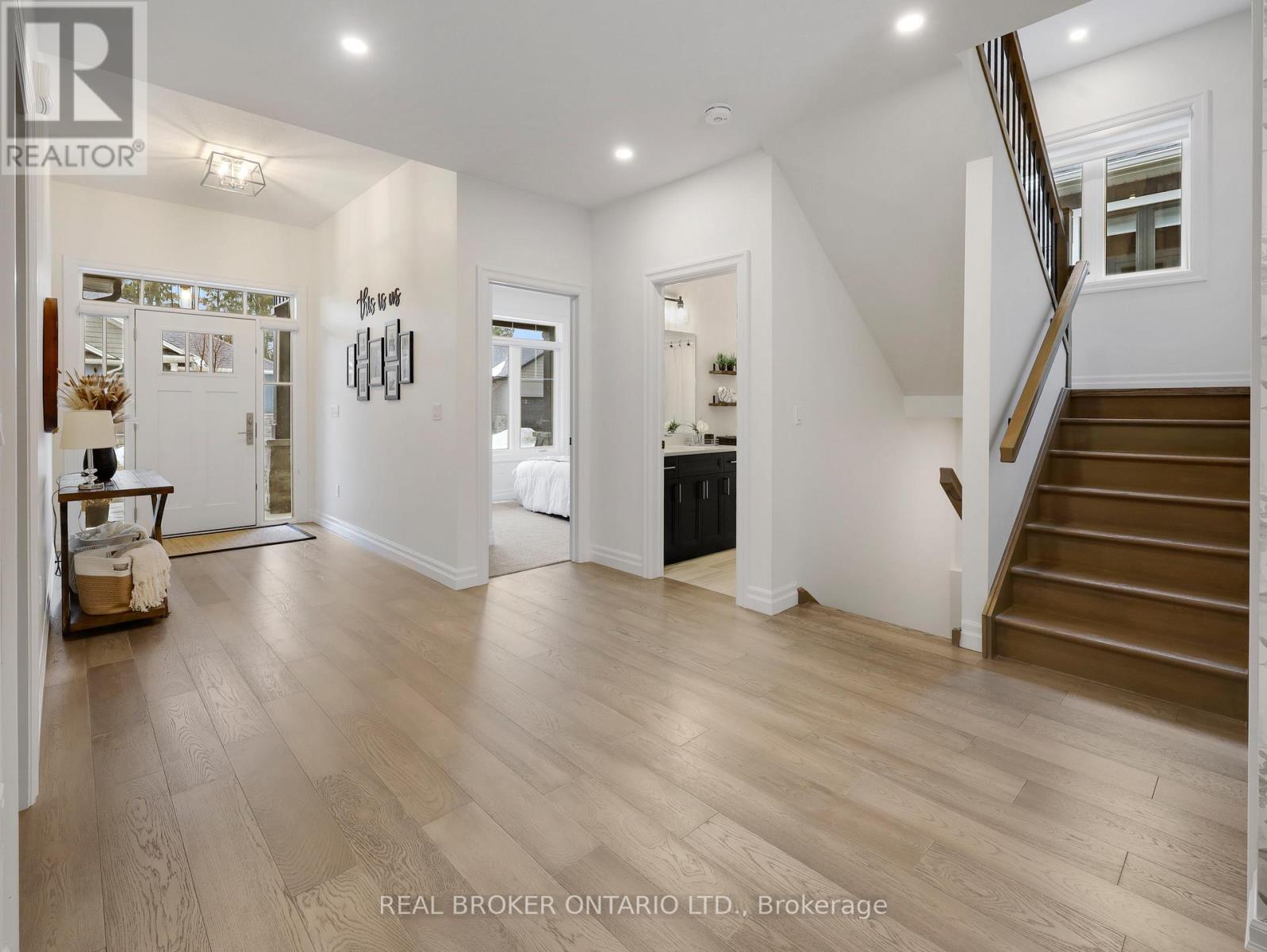 11 - 68 Cedar Street, Brant, ON - Indoor Photo Showing Other Room