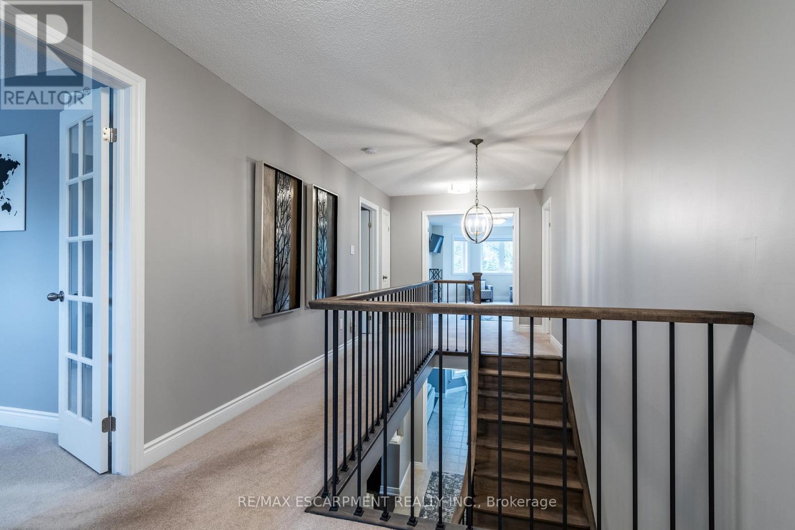 7 Volterra Court, Hamilton, ON - Indoor Photo Showing Other Room