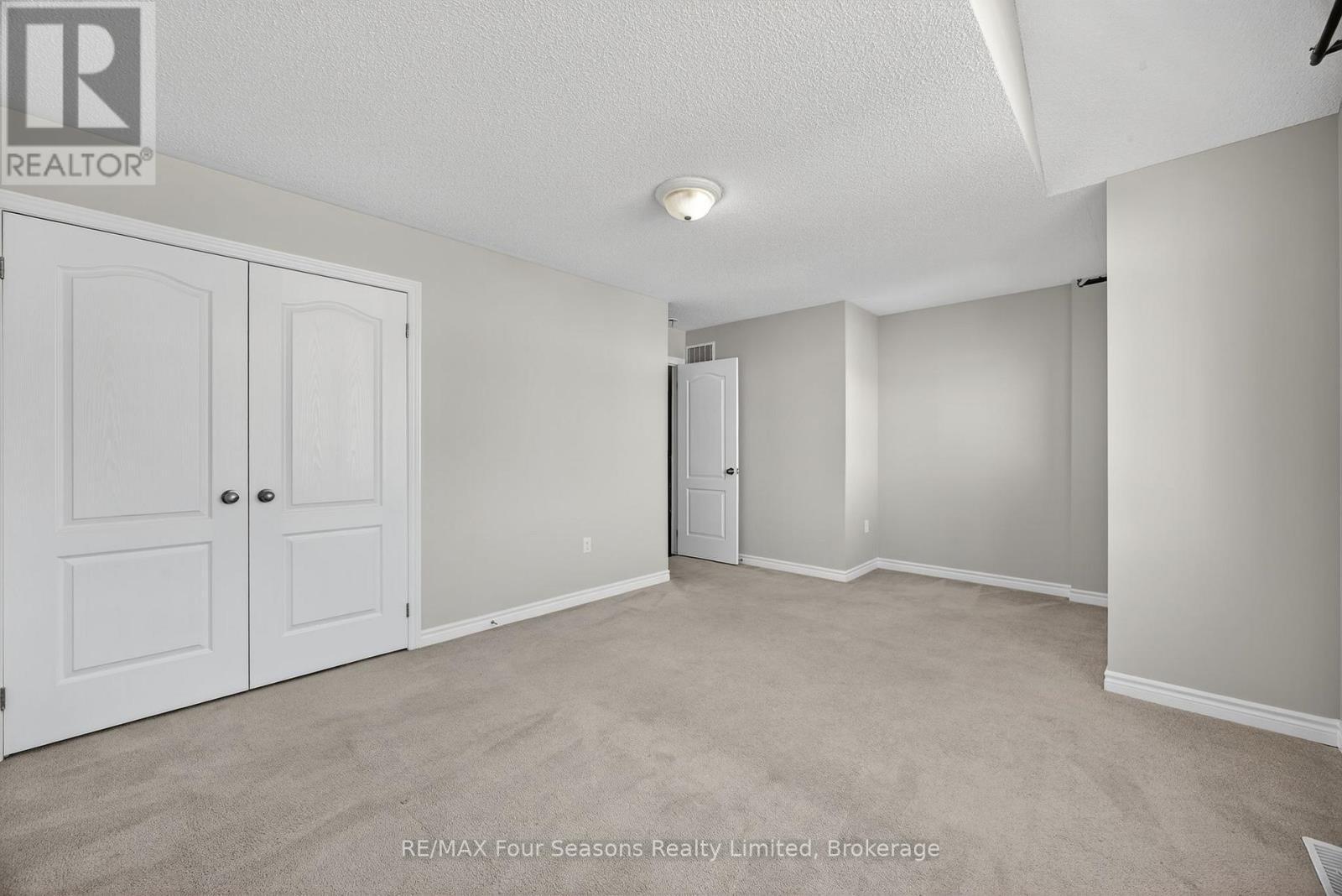 Bedroom 3 - 62 Kirby Avenue, Collingwood, ON - Indoor Photo Showing Other Room