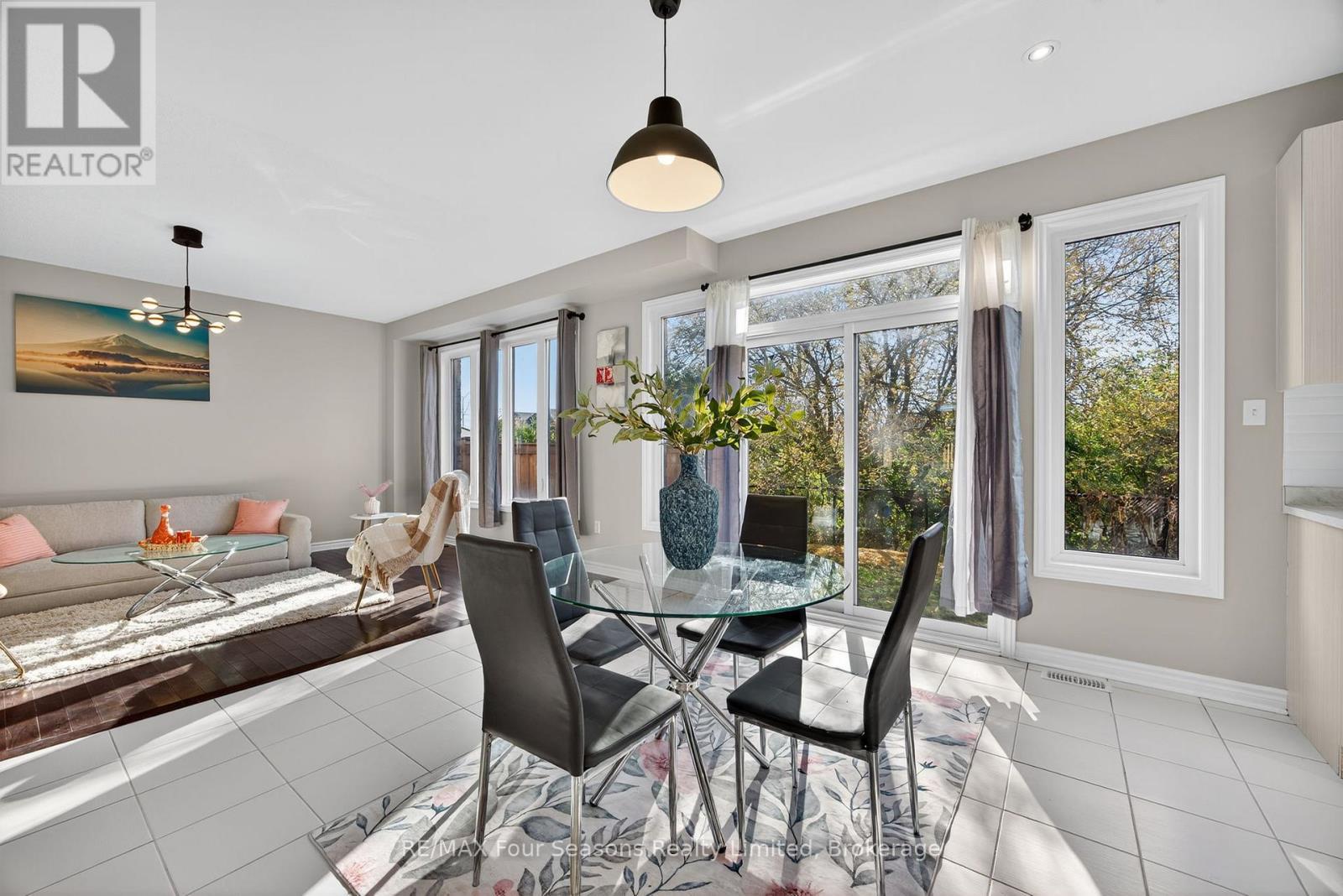 62 Kirby Avenue, Collingwood, ON - Indoor Photo Showing Dining Room