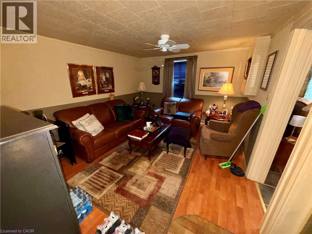 484 East Main Street, Welland, ON - Indoor