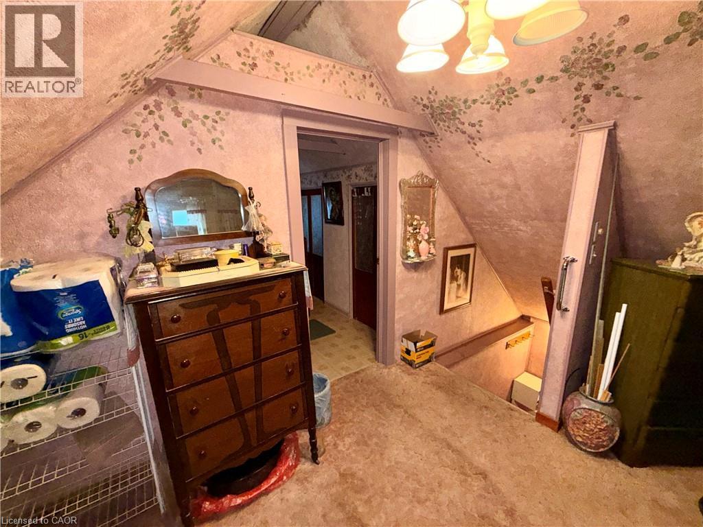 484 East Main Street, Welland, ON - Indoor