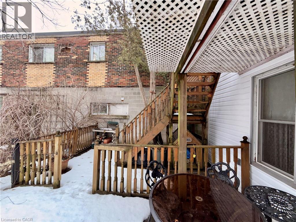 484 East Main Street, Welland, ON - Outdoor With Exterior