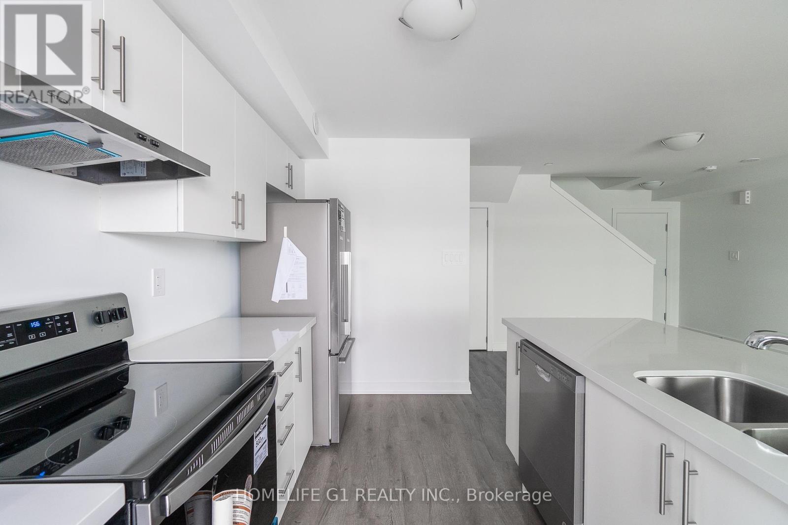 16 - 25 Romilly Avenue, Brampton, ON - Indoor Photo Showing Kitchen