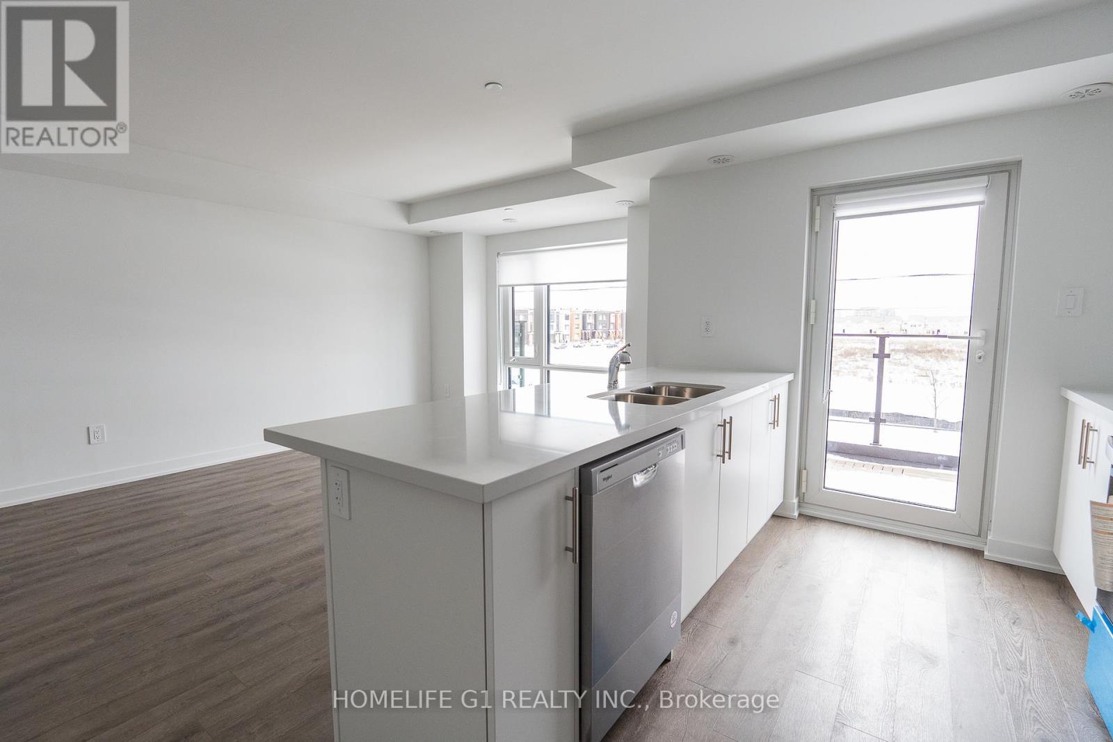 16 - 25 Romilly Avenue, Brampton, ON - Indoor Photo Showing Kitchen With Double Sink