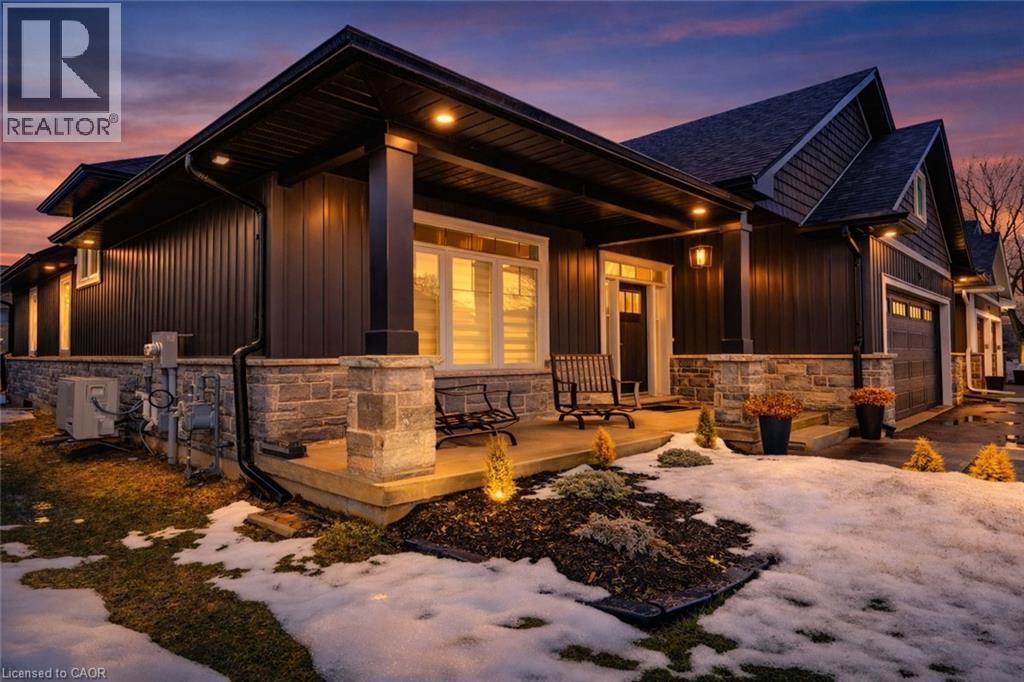 68 Cedar Street Unit# 11, Paris, ON - Outdoor