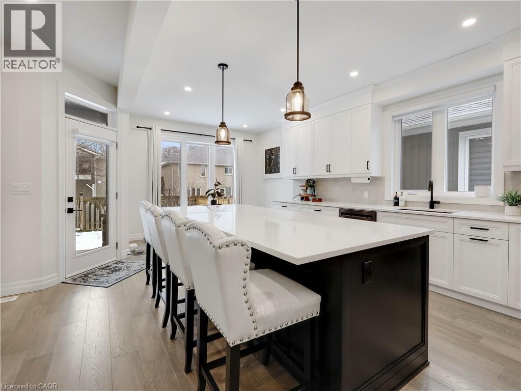 68 Cedar Street Unit# 11, Paris, ON - Indoor