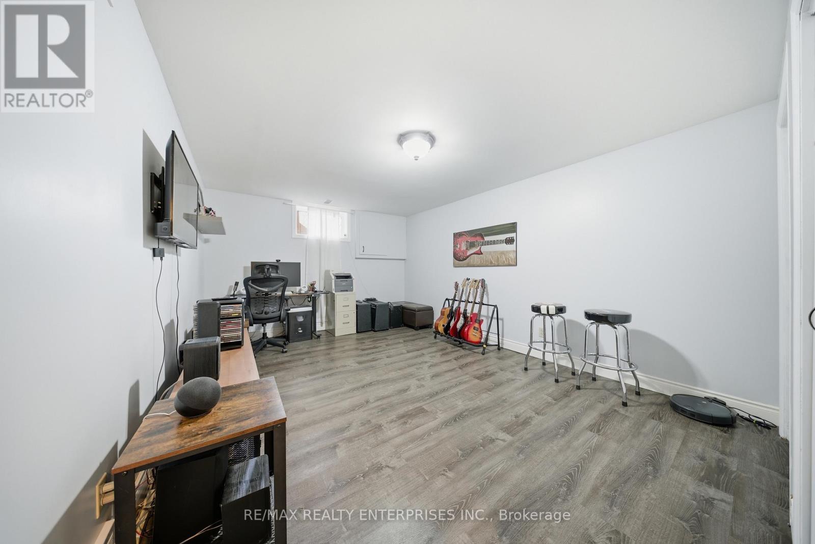 328 Burnett Avenue, Cambridge, ON - Indoor Photo Showing Other Room