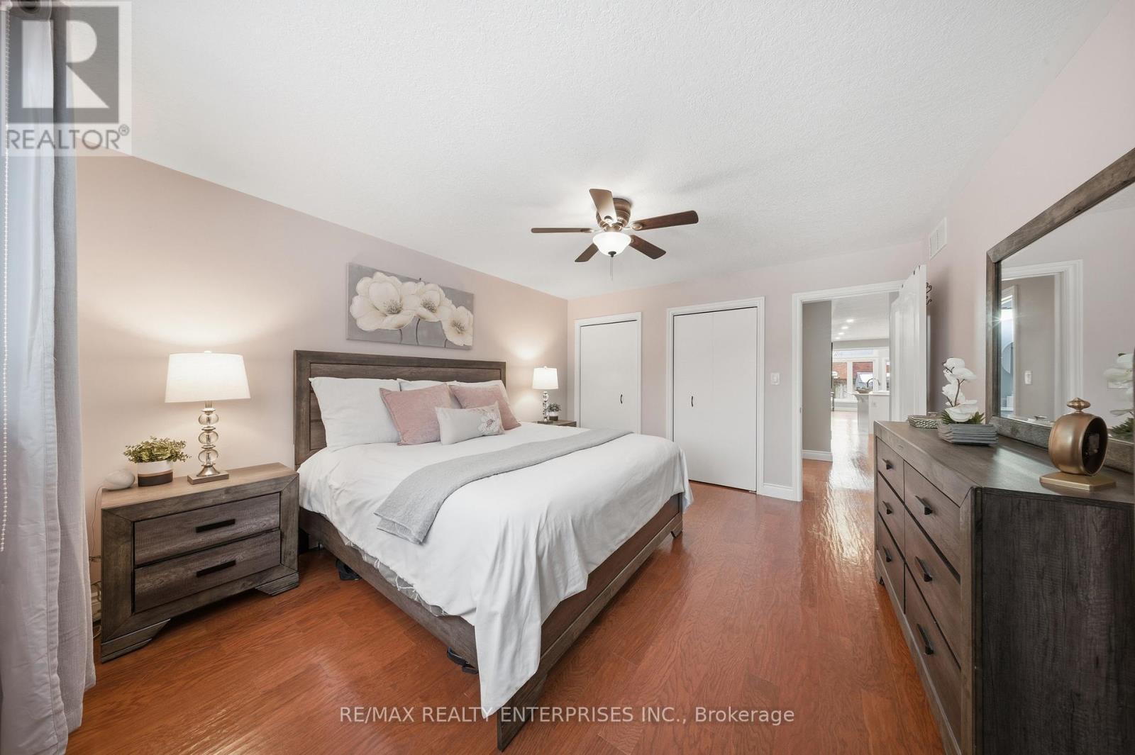 328 Burnett Avenue, Cambridge, ON - Indoor Photo Showing Dining Room