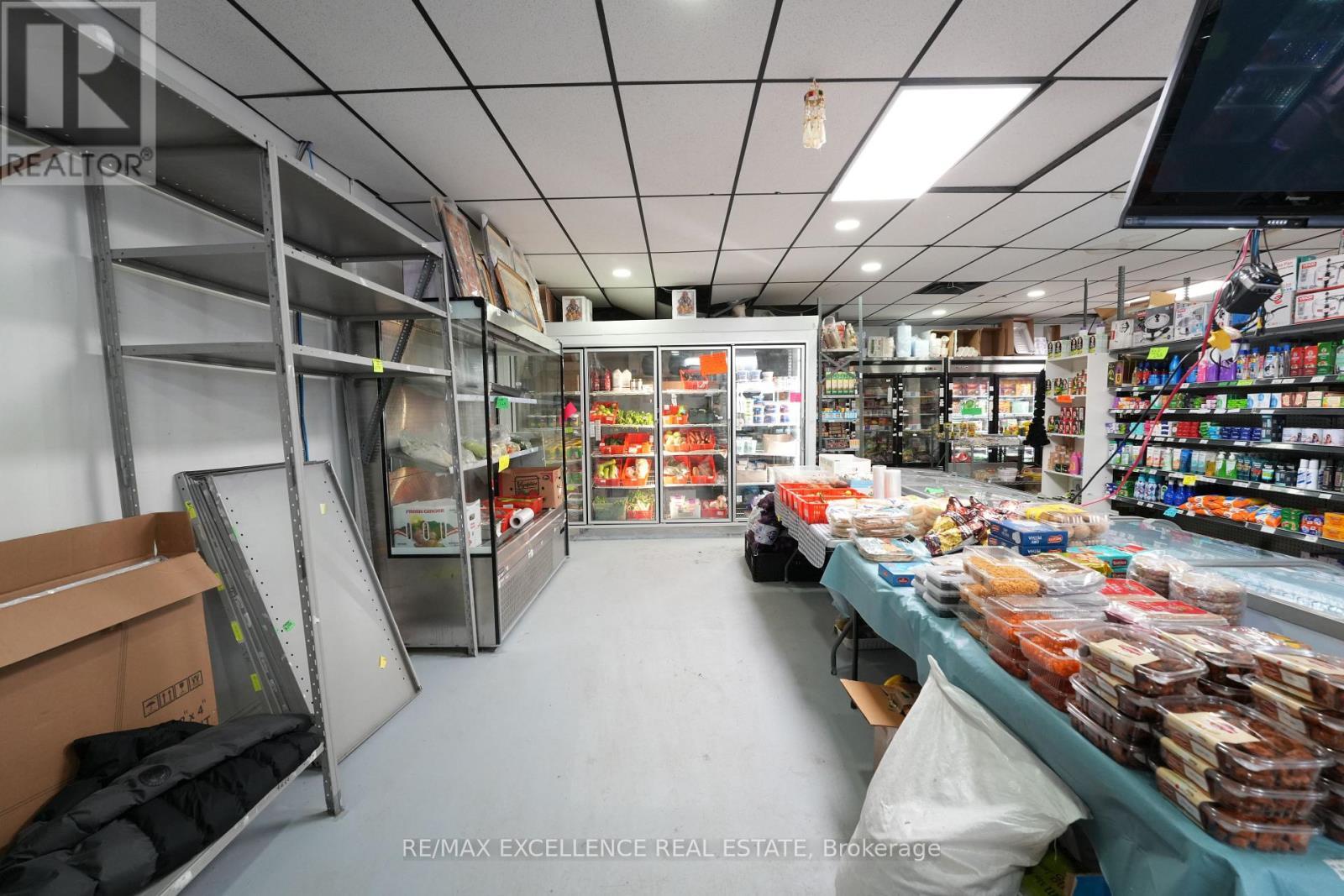 371 Norwich Avenue, Woodstock, ON