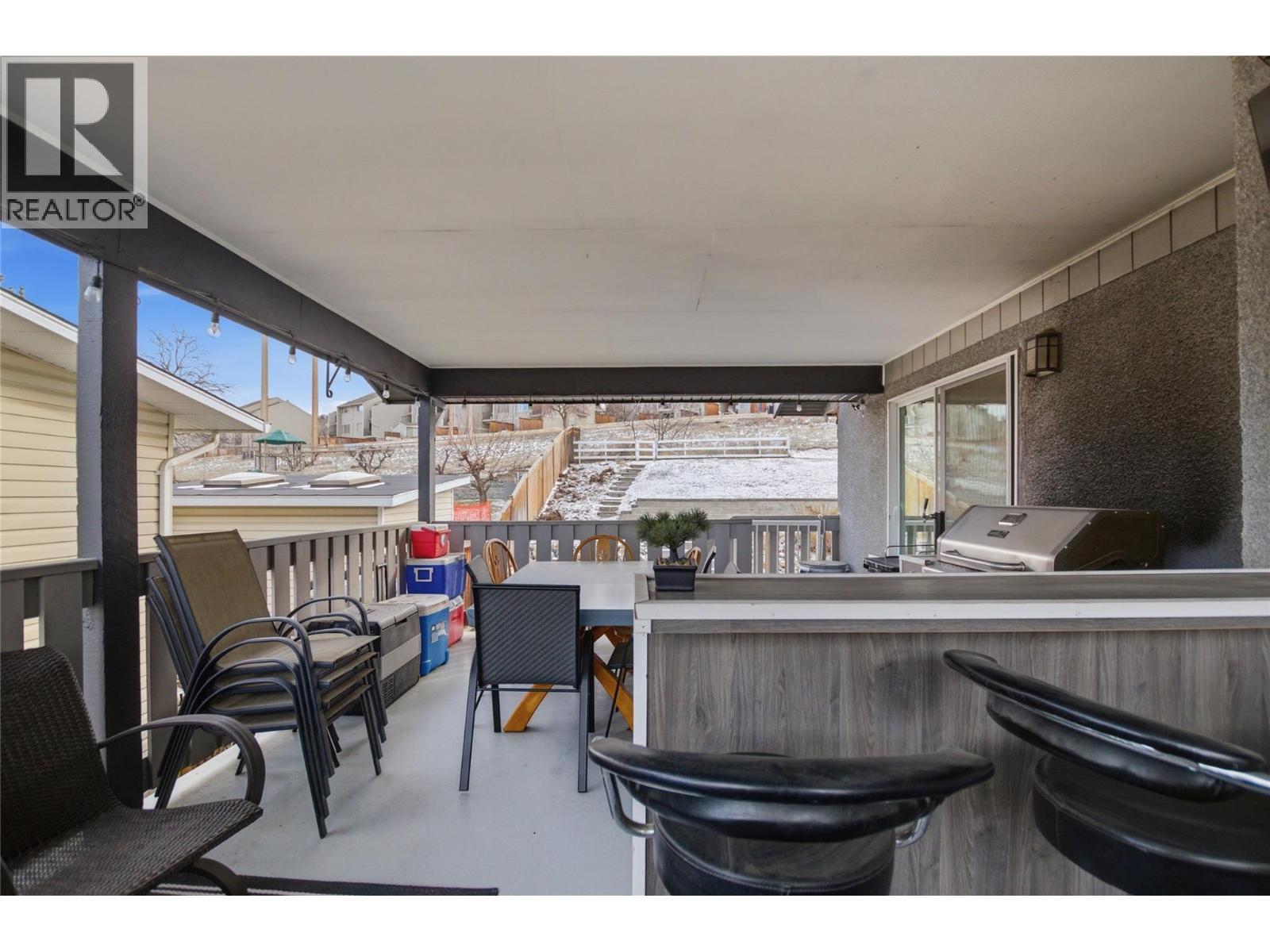 299 Gordonhorn Crescent, Kamloops, BC - With Exterior