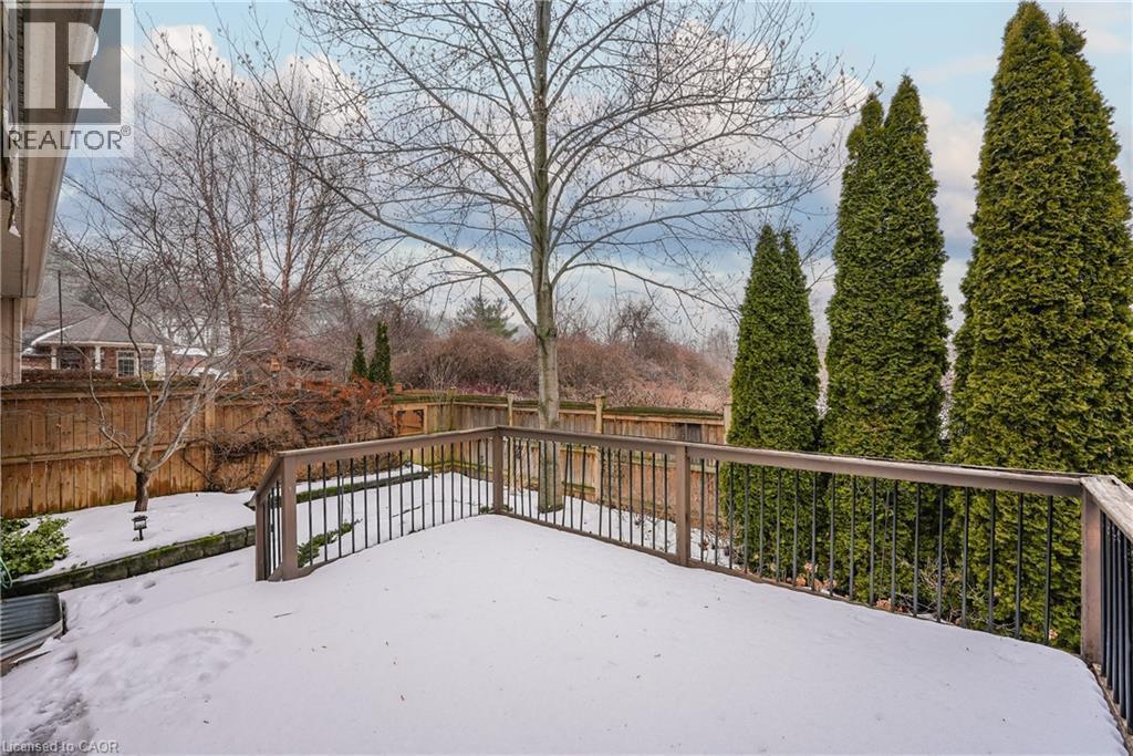 Deck - Winter - 8 Muscat Drive Unit# 4, Grimsby, ON - Outdoor