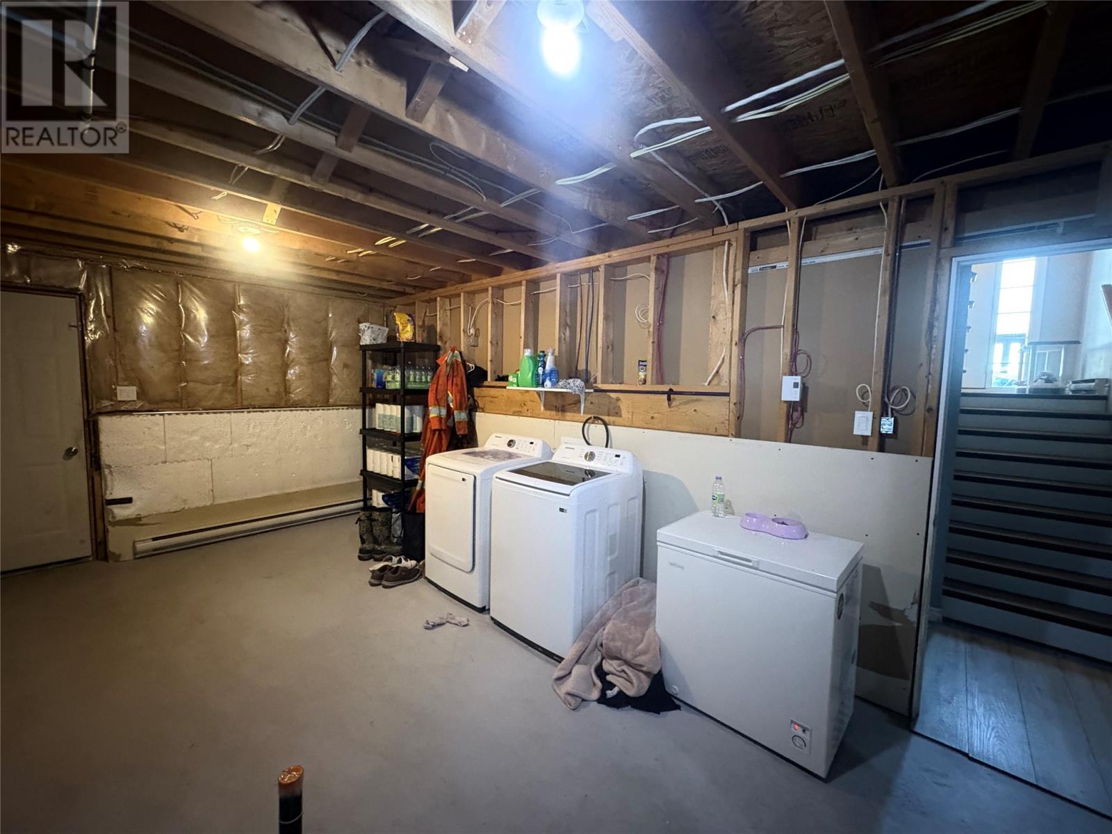 9 Comfort Cove Road, Campbellton, NL - Indoor Photo Showing Laundry Room