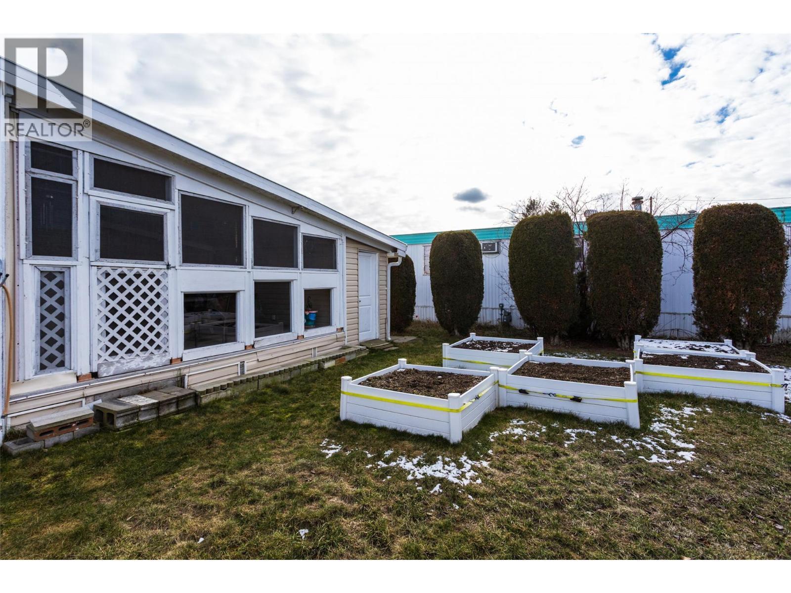 Back Yard - 1133 Findlay Road Unit# 59, Kelowna, BC