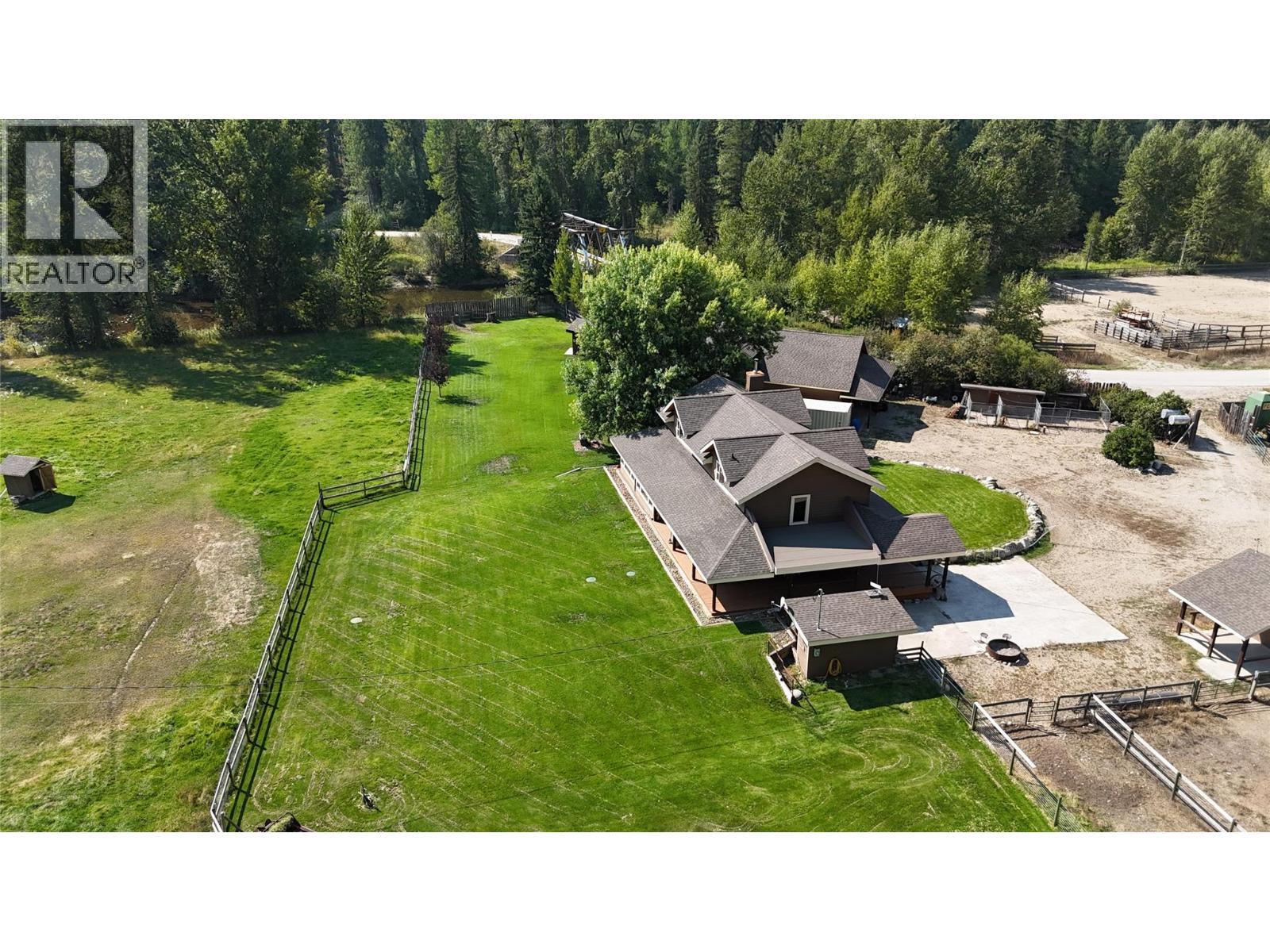3850 Blythe-Rhone Road, Westbridge, BC - Outdoor