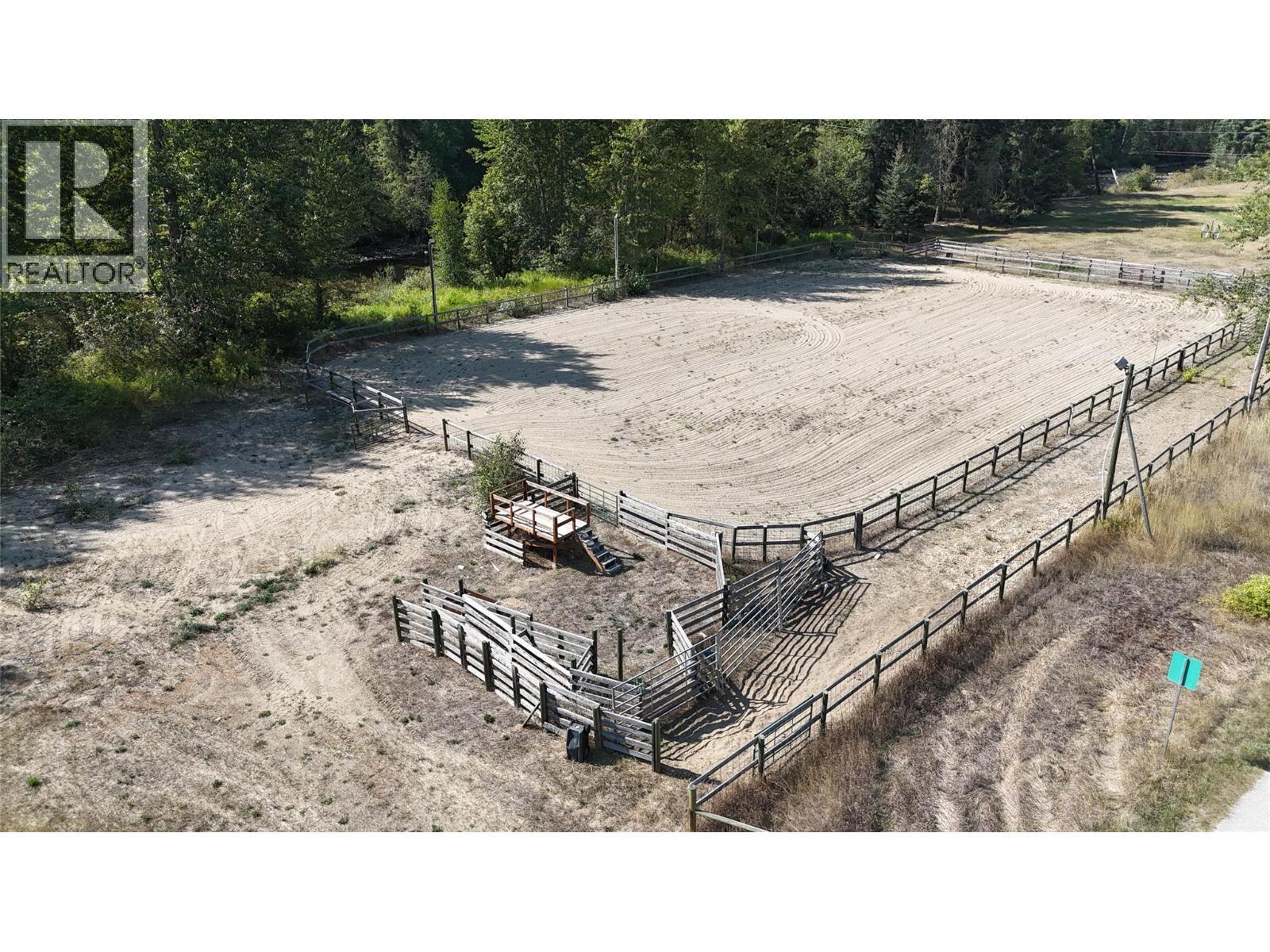 3850 Blythe-Rhone Road, Westbridge, BC - Outdoor