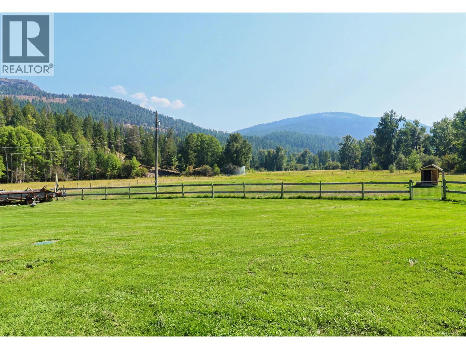3850 Blythe-Rhone Road, Westbridge, BC - Outdoor With View