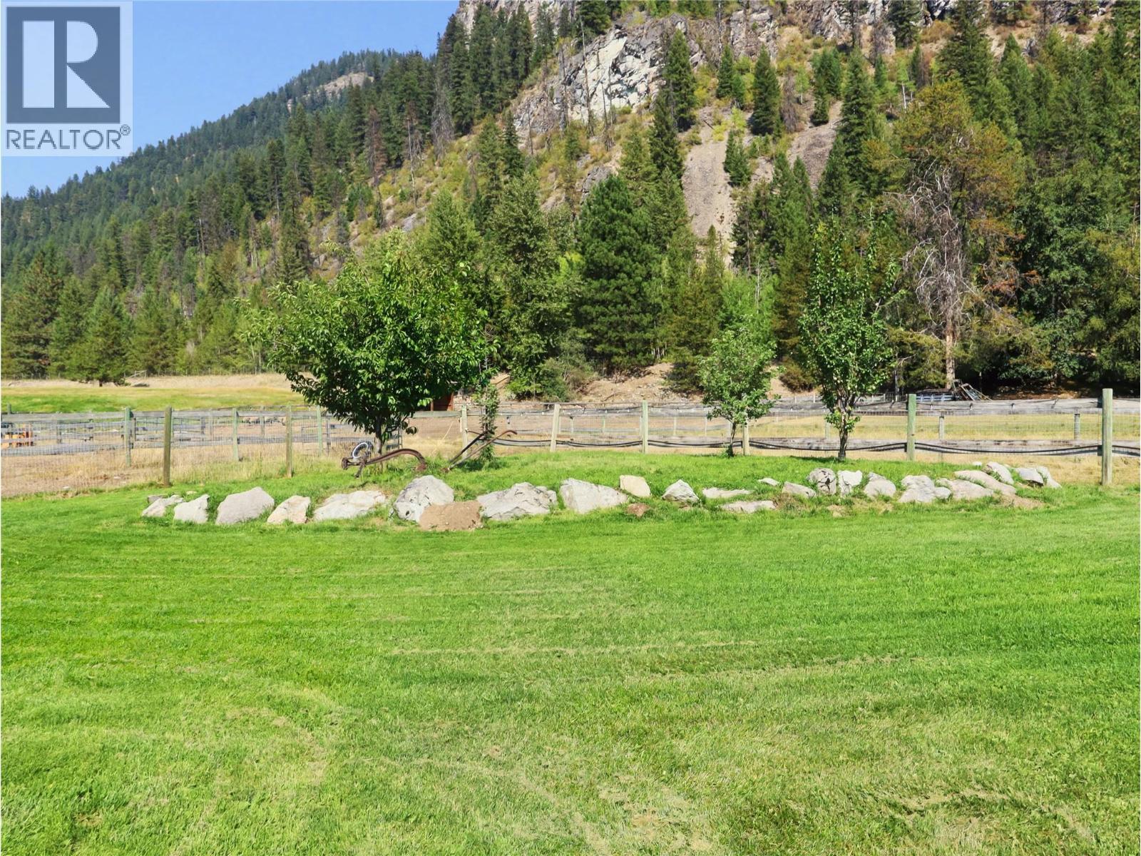 3850 Blythe-Rhone Road, Westbridge, BC - Outdoor With View