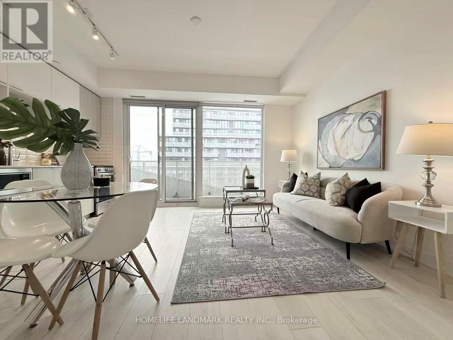 604 - 60 Tannery Street, Toronto, ON - Indoor Photo Showing Living Room