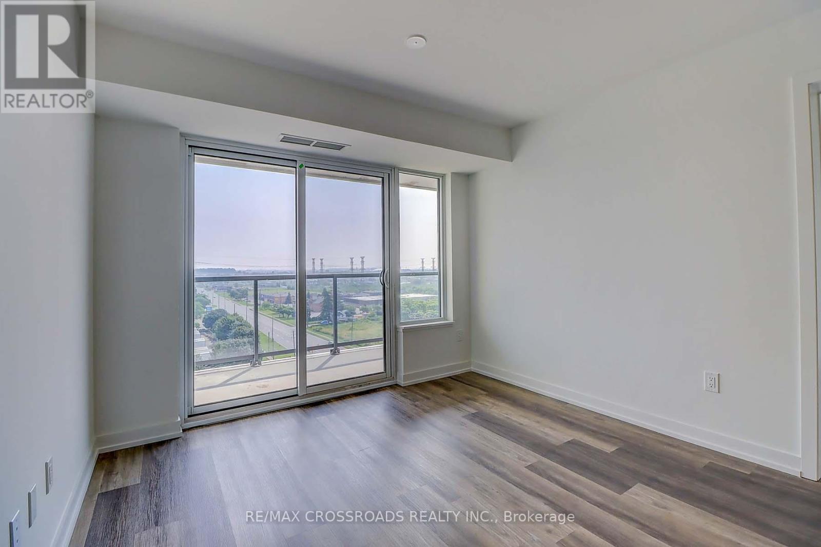 1111 - 1480 Bayly Street, Pickering, ON - Indoor Photo Showing Other Room