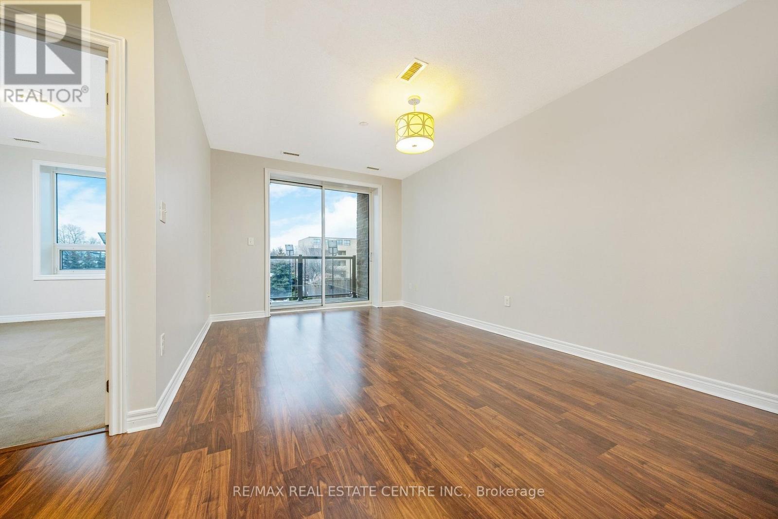 216 - 383 Main Street E, Milton, ON - Indoor Photo Showing Other Room