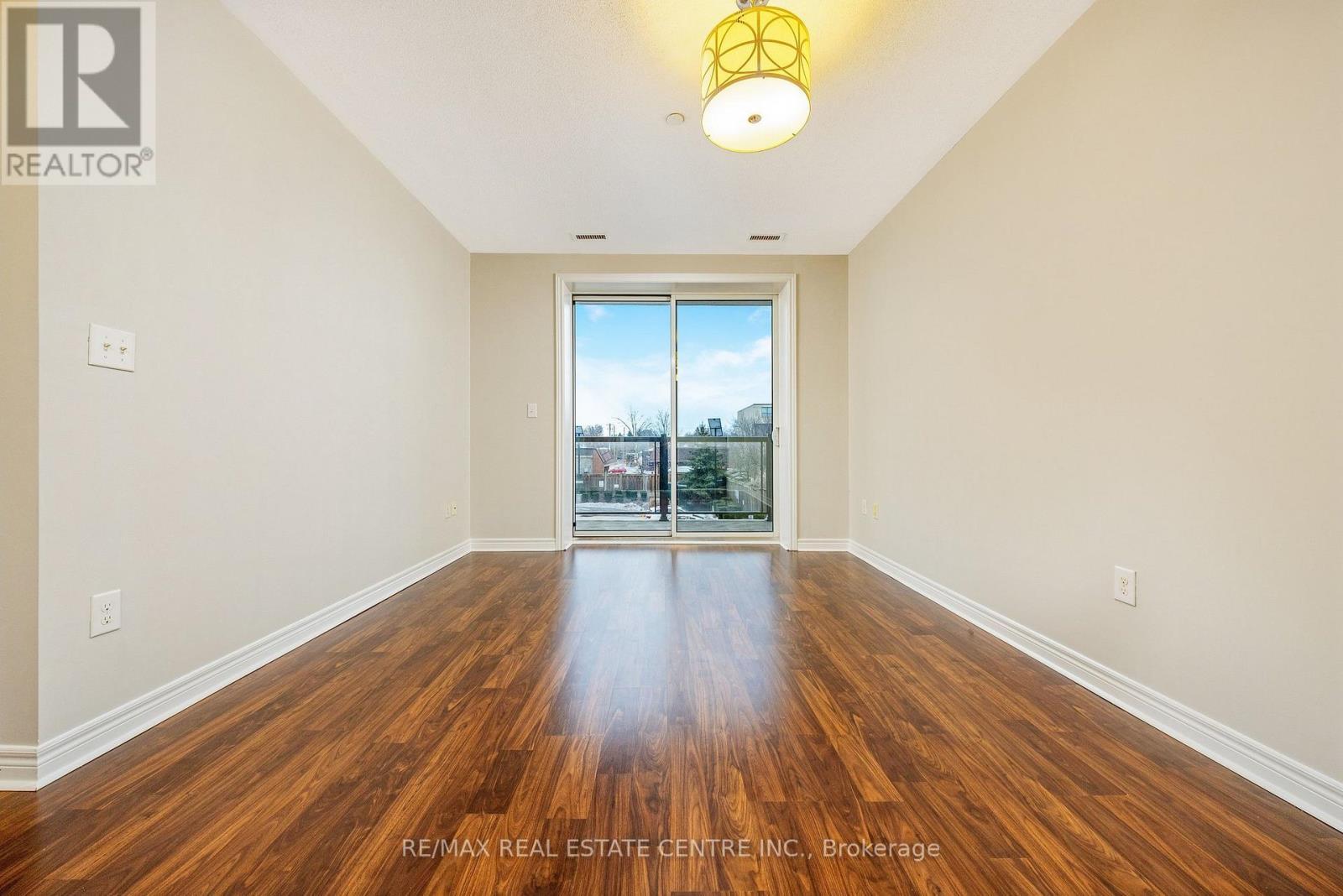 216 - 383 Main Street E, Milton, ON - Indoor Photo Showing Other Room