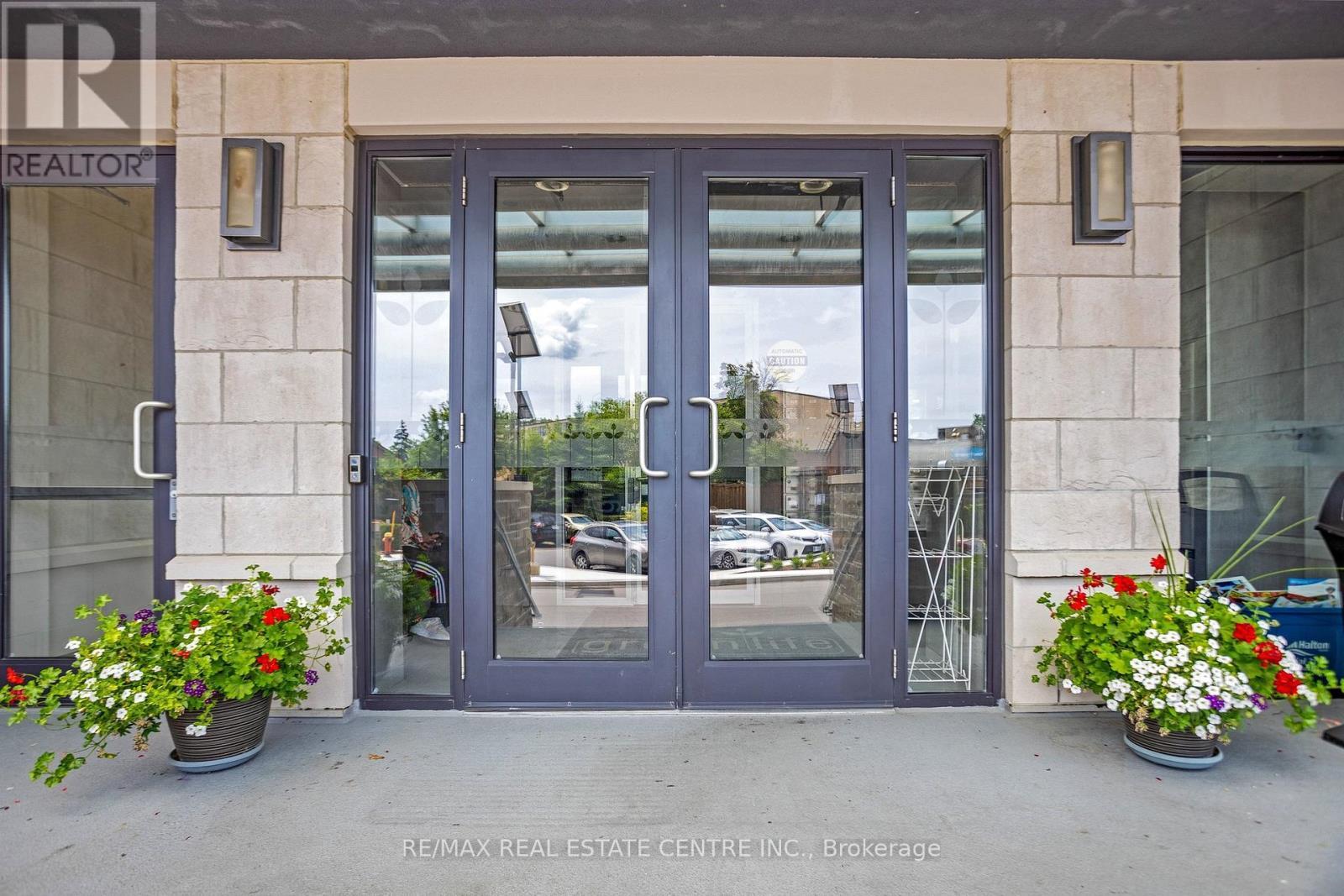 216 - 383 Main Street E, Milton, ON -