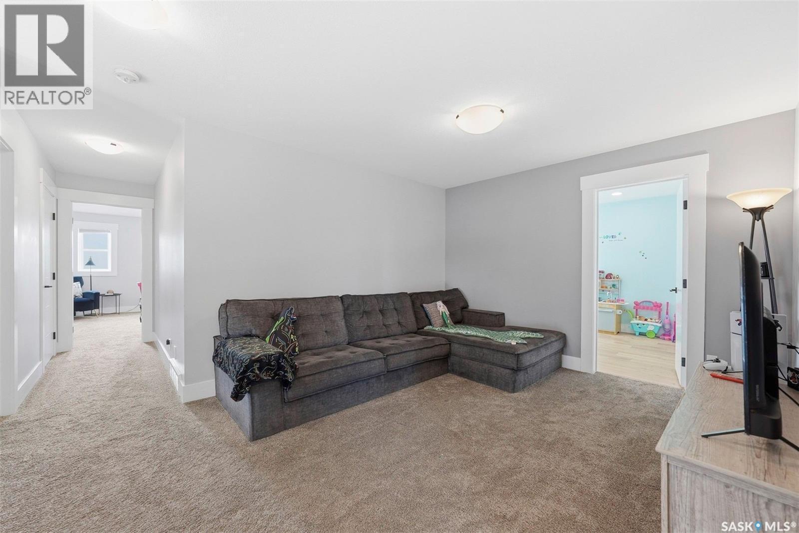 534 Bolstad Turn, Saskatoon, SK - Indoor