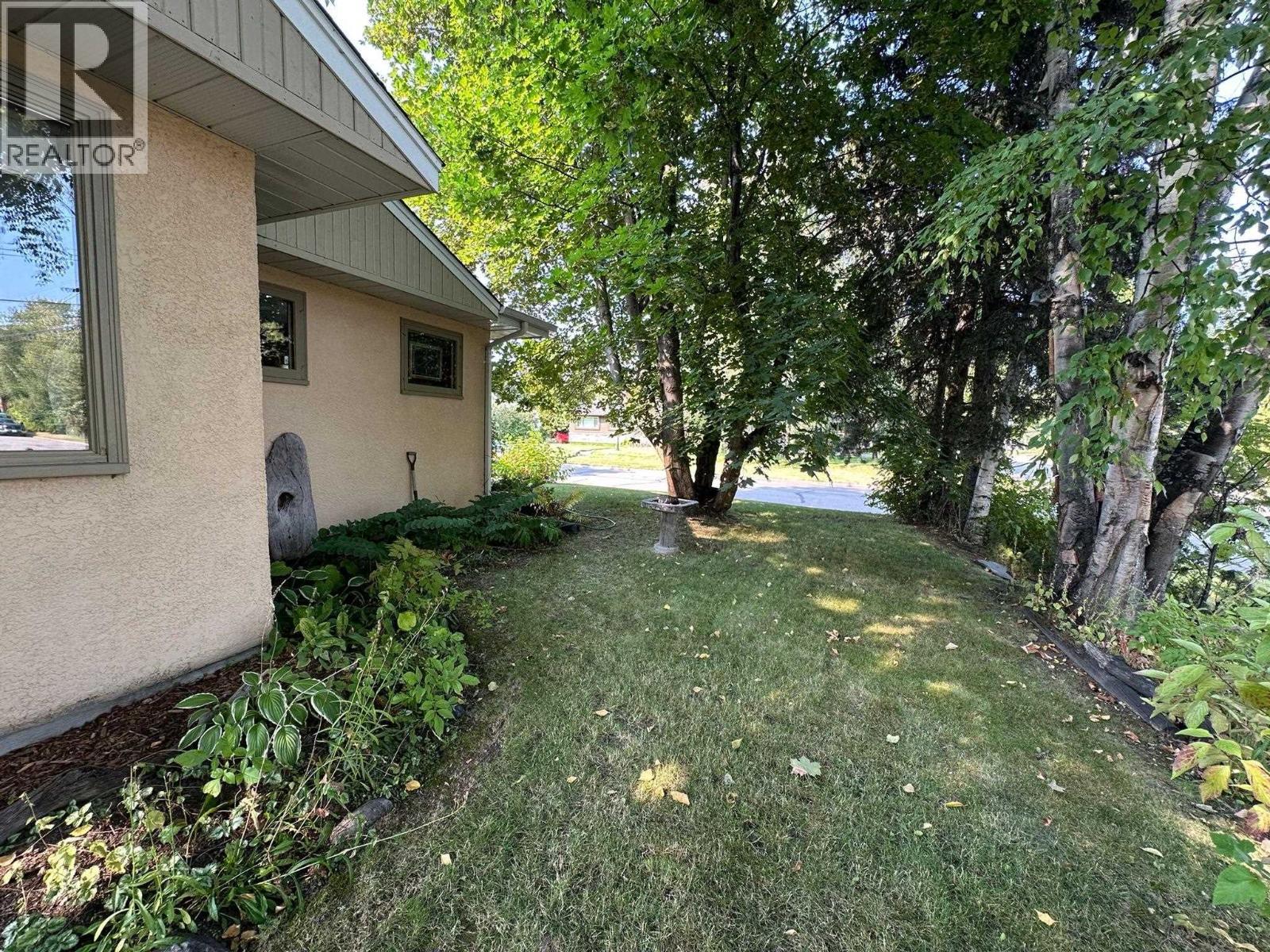 125 15Th Avenue, Prince George, BC - Outdoor