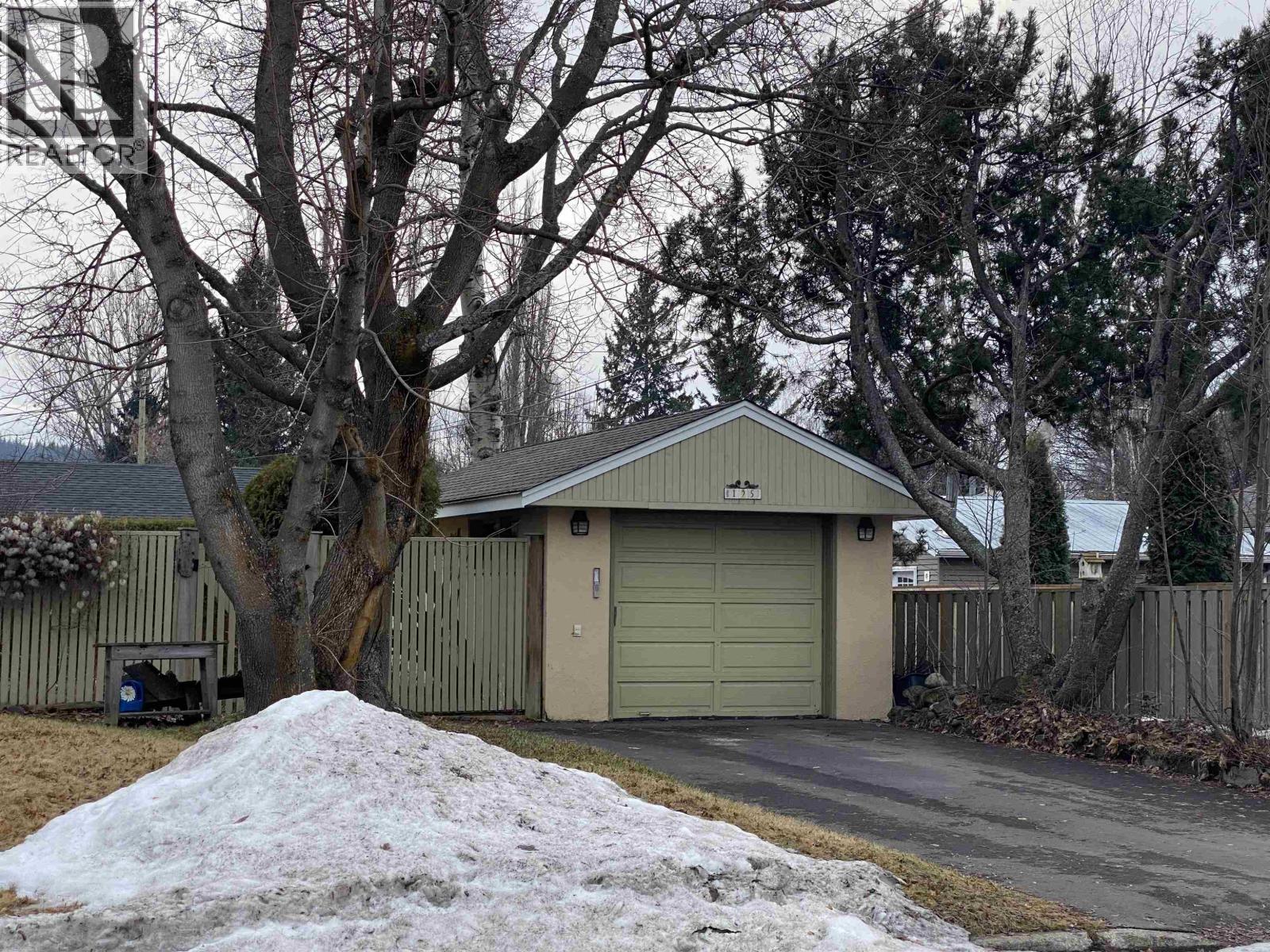 125 15Th Avenue, Prince George, BC - Outdoor