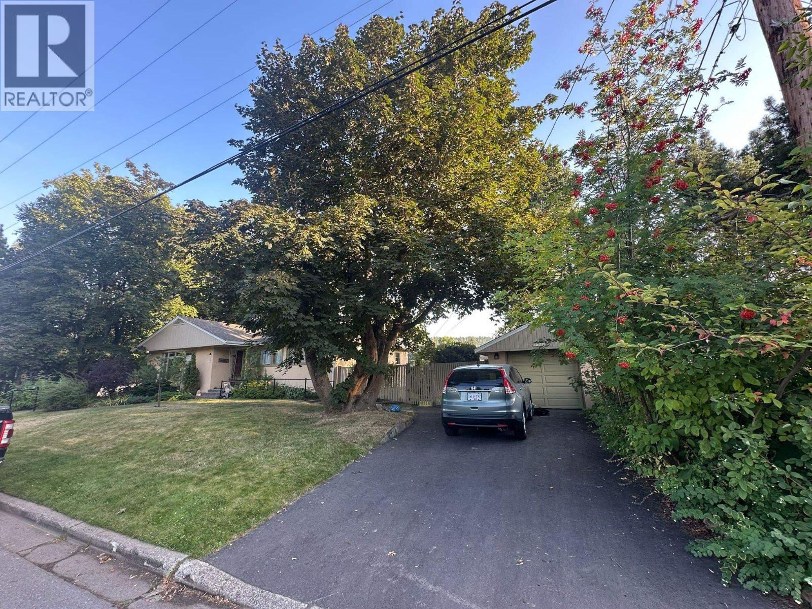 125 15Th Avenue, Prince George, BC - Outdoor