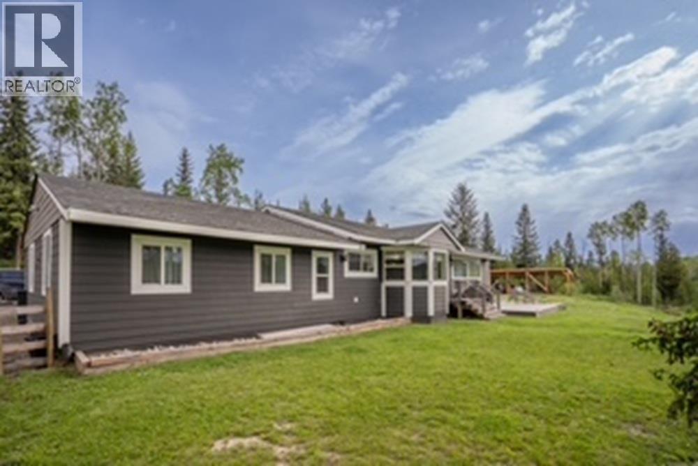 6313 Archie Meadow Road, Forest Grove, BC - Outdoor